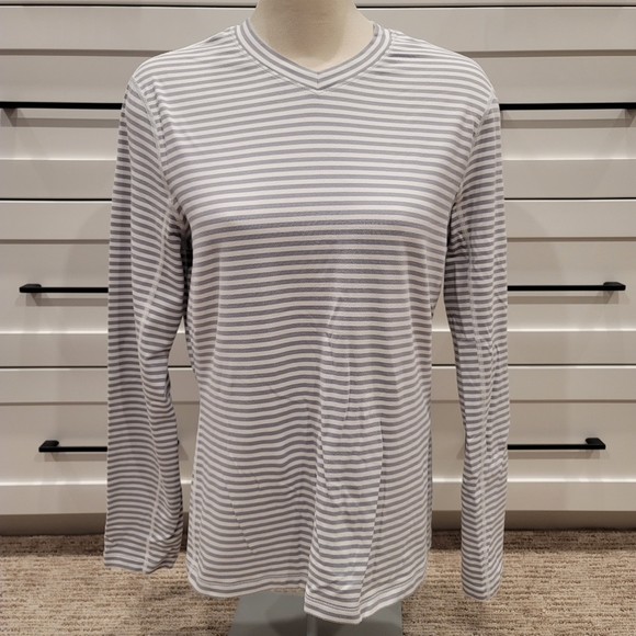 lululemon athletica Tops - Lululemon Pullover Sweatshirt